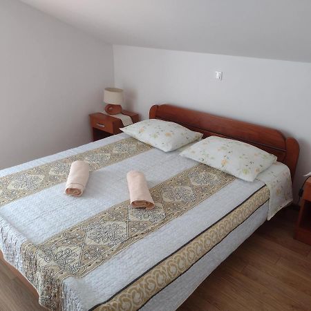 Appartement Apartman Tamara à Novalja Extérieur photo