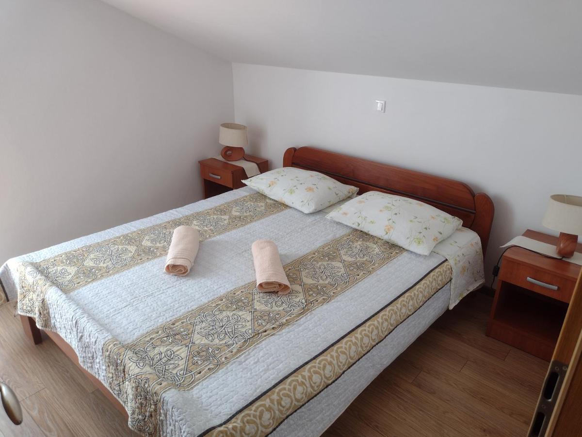 Appartement Apartman Tamara à Novalja Extérieur photo
